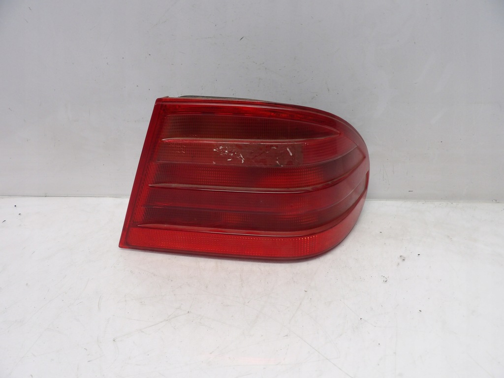 фото №1, Лампа права задня mercedes-benz w210