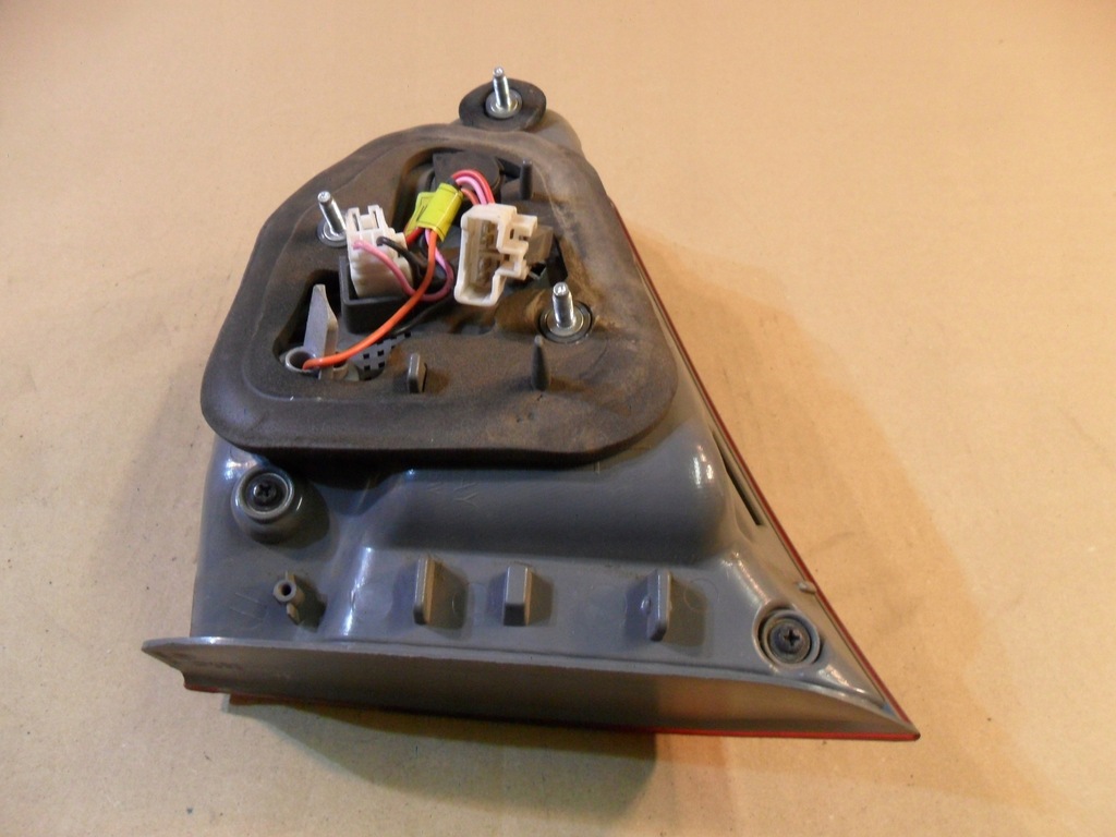 фото №13, Hyundai i40 12-15 kombi лампа ліва задня 92403-3z0