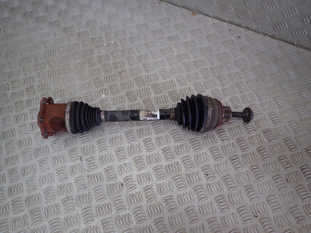 фото №1, Audi a7 s7 rs7 4g8 приводной вал półośka 4g0407271f