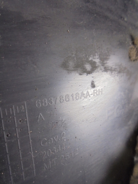 фото №4, Підкрилок правий задня jeep compass ii 2018 rok