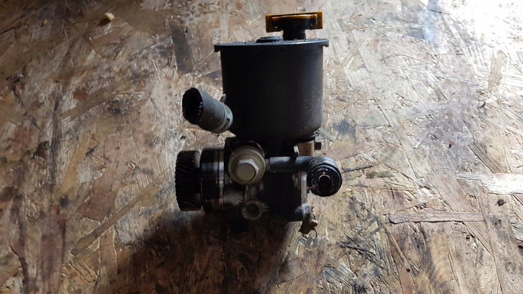 фото №2, Насос усилителя mazda premacy 2.0 ditd