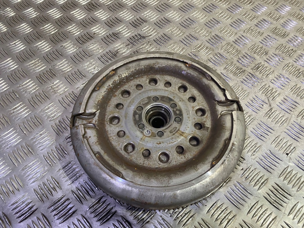 Audi q2 - 2020 сцепление / комплект Недорого