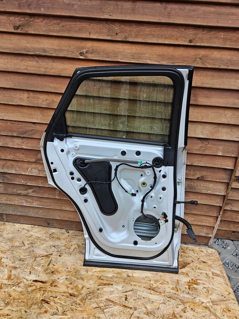 фото №10, Дверь audi q3 8u левый задняя задние цвет lx7w