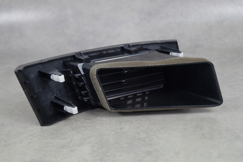 фото №5, Решётка обдув середина левая mitsubishi outlander ii