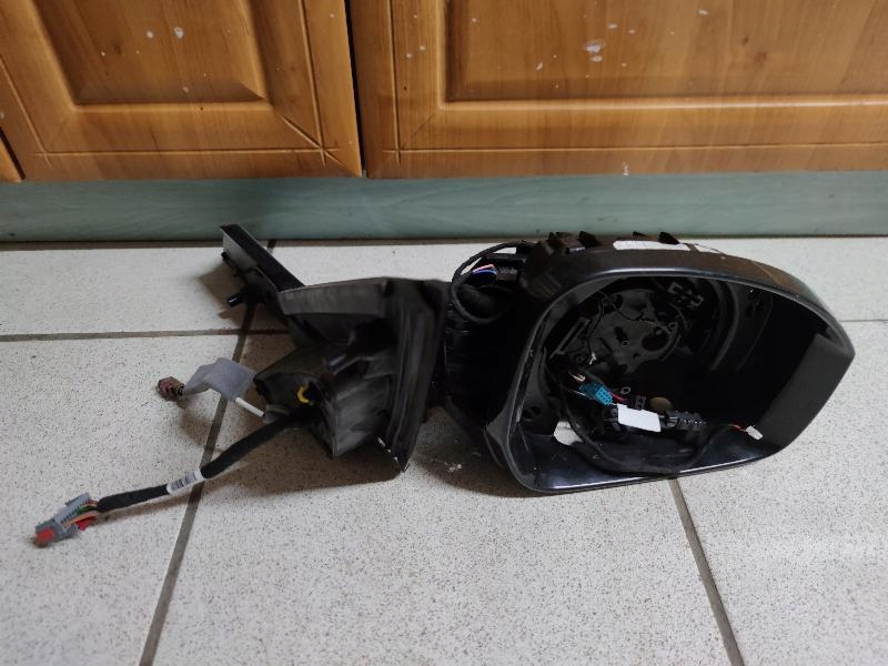 фото №1, Зеркало land range rover discovery v 16pin + 1 камера ky32-17682-fa