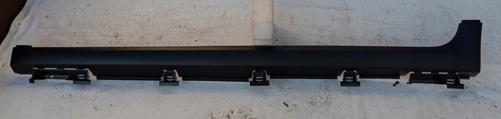 фото №1, Молдинг поріг ліва citroen c3 iii 9813817480 новий оригінал