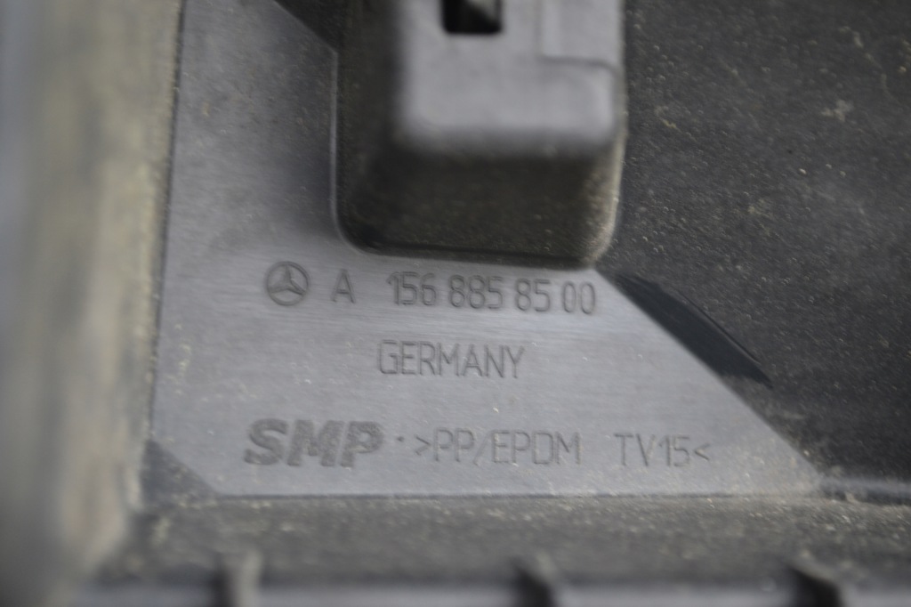 Купить Mercedes gla w156 lift amg решётка бампера хром