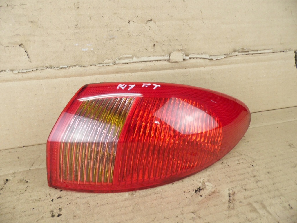 фото №1, Alfa romeo 147 лампа задняя правая