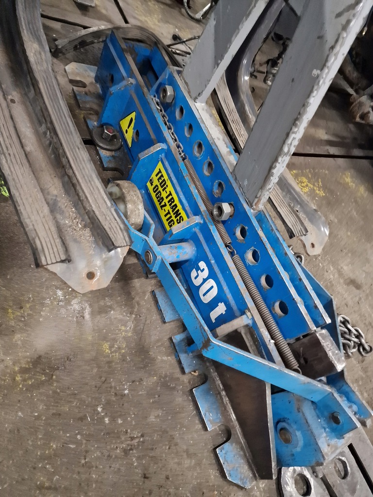 фото №3, Кабина stralis scania actros daf четверть ремонт powypadkowych выпрямление