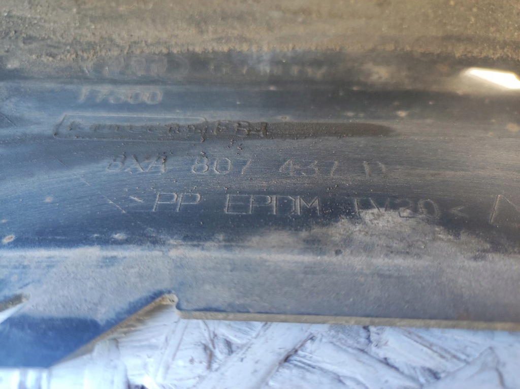 фото №11, Бампер передний перед audi a1 s-line sline lift 8x