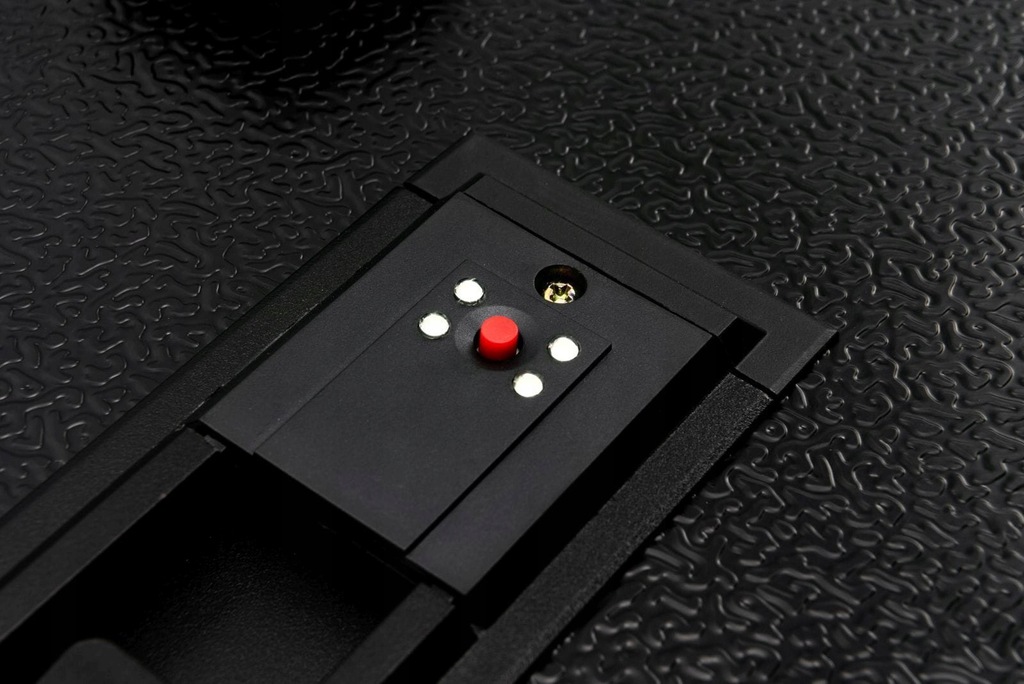 фото №15, Nissan navara np300 14+ жёсткая крышка кузов с led