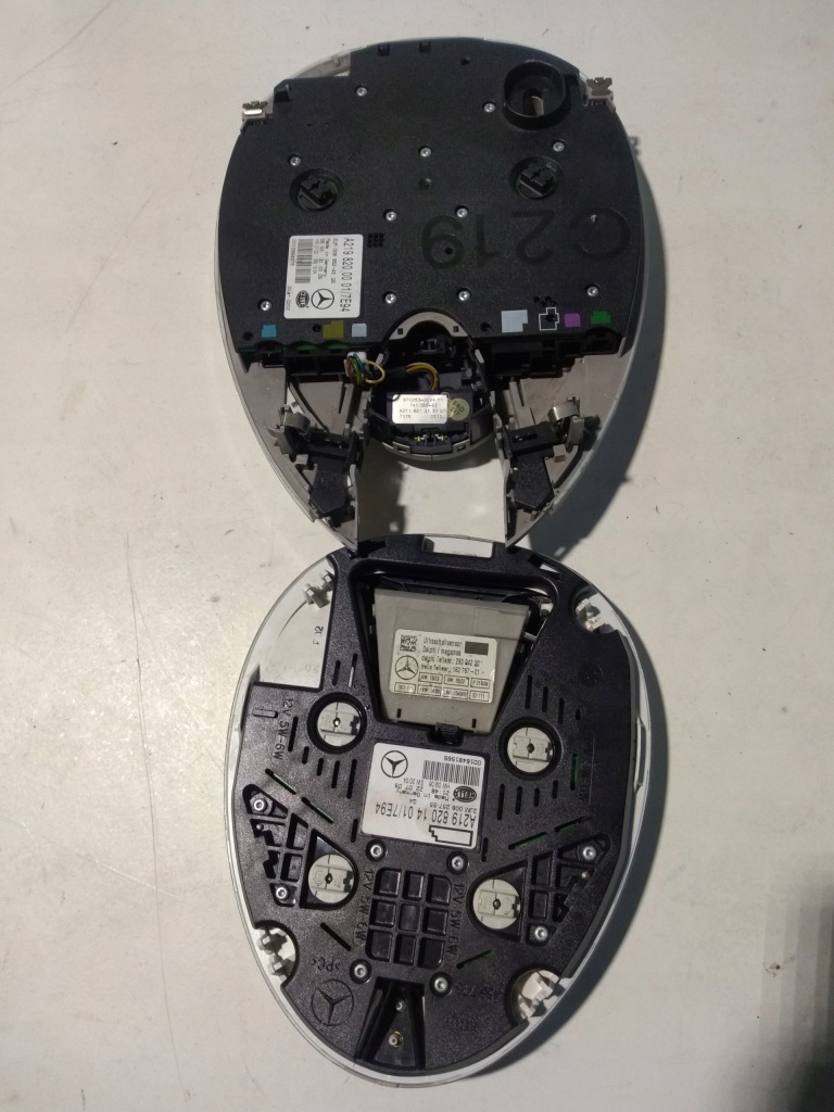 фото №2, Лампа стельовий mercedes cls w219 перед задня