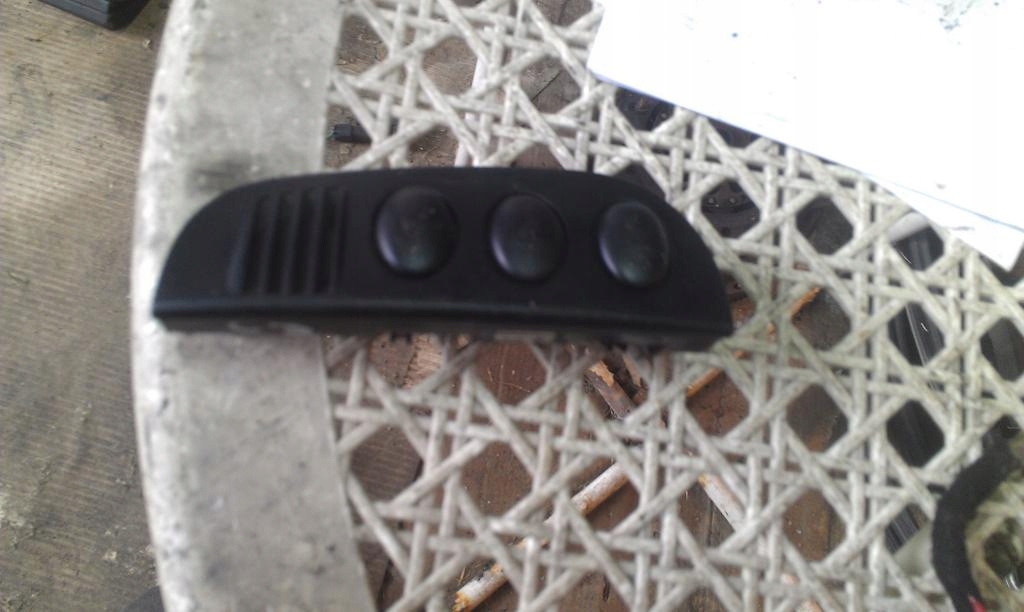 фото №1, Citroen c3 02-09 - заглушка консоли центральной