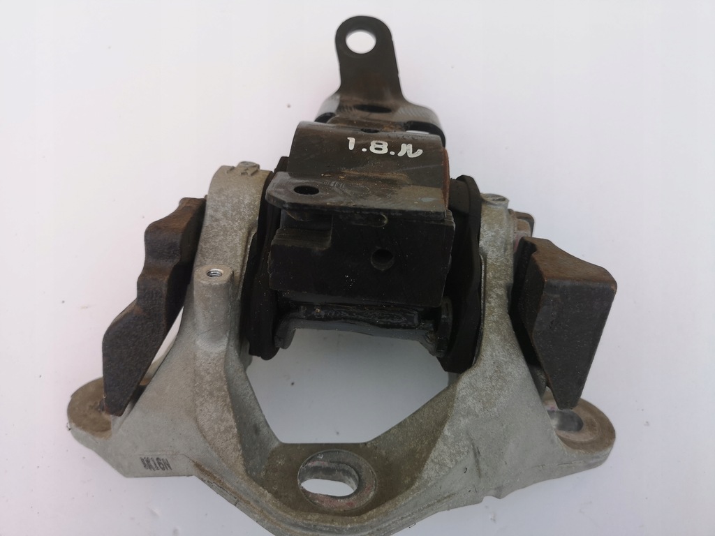 фото №1, Mazda iii кронштейн подушка двигуна 2,0b