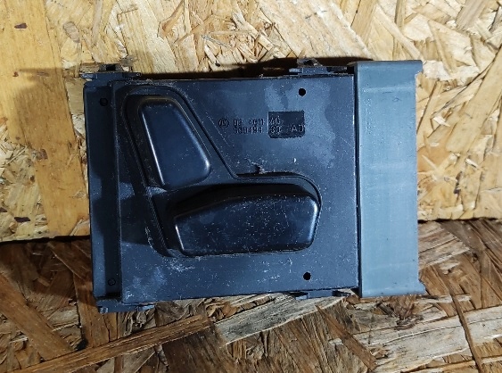 фото №1, Переключатель панель сиденье правый jeep commander