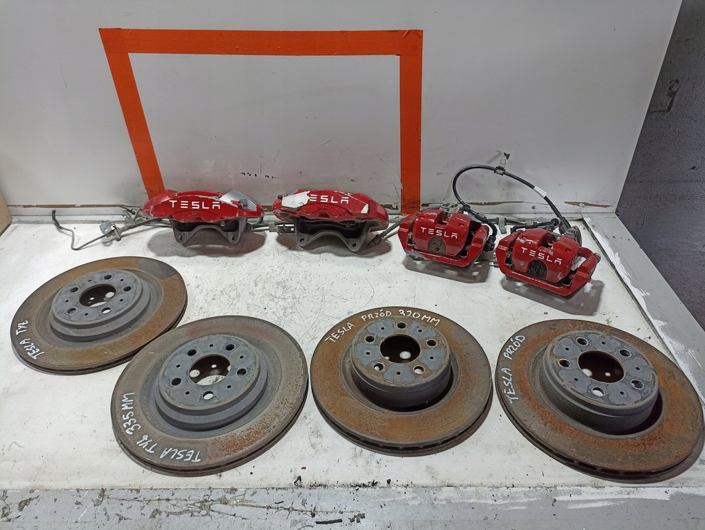 фото №1, Tesla model 3 суппорты тормозные диски тормозные