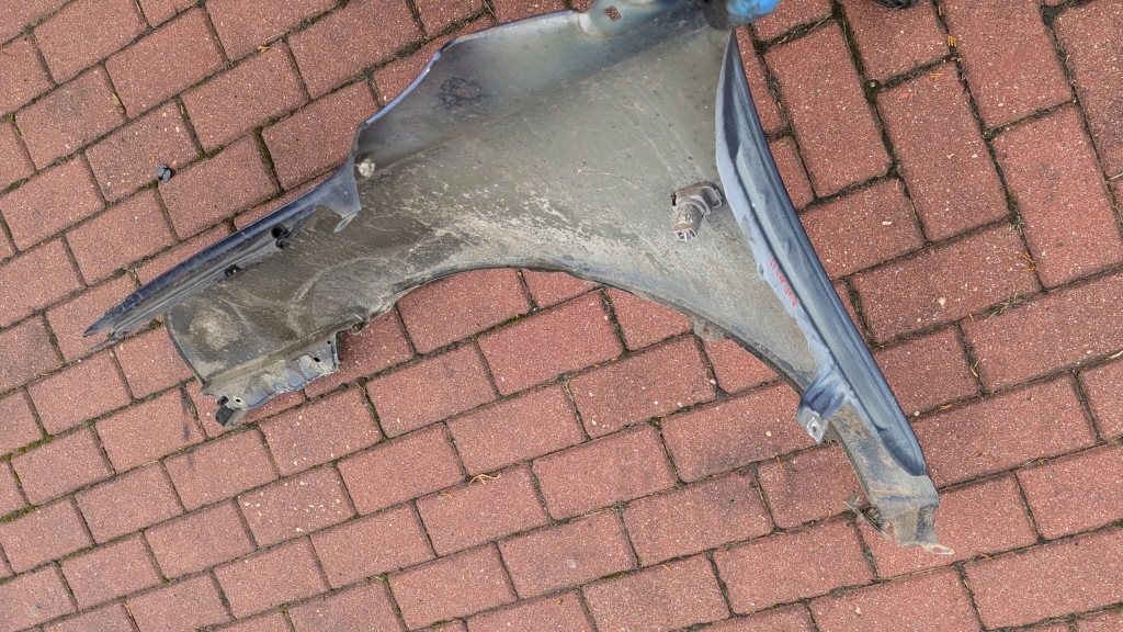 фото №6, Крила передній перед правий toyota avensis t25