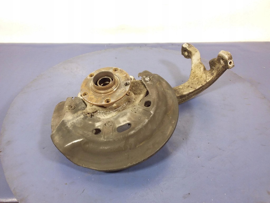 фото №4, Audi a8 d3 4.2 tdi поворотный кулак ступица перед правая