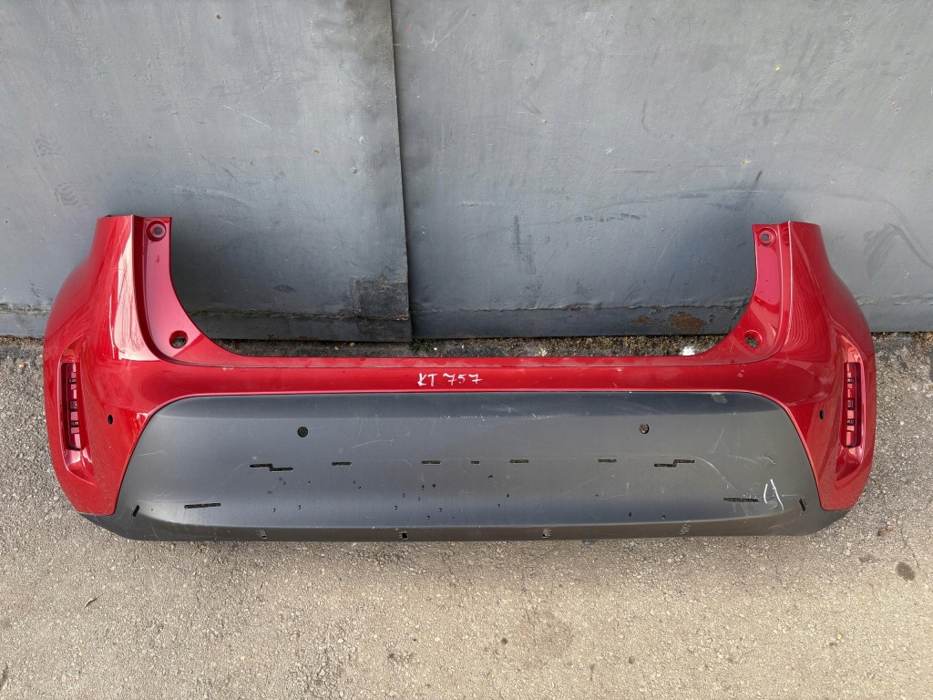 фото №1, Toyota yaris cross бампер задняя задний pdc 52159-0db40