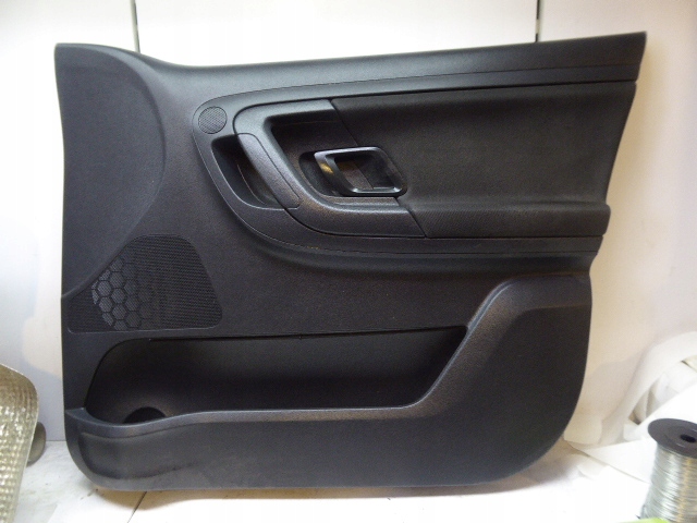 фото №1, Roomster 5j lift 10-15 обшивка обивка дверь перед правый 5d