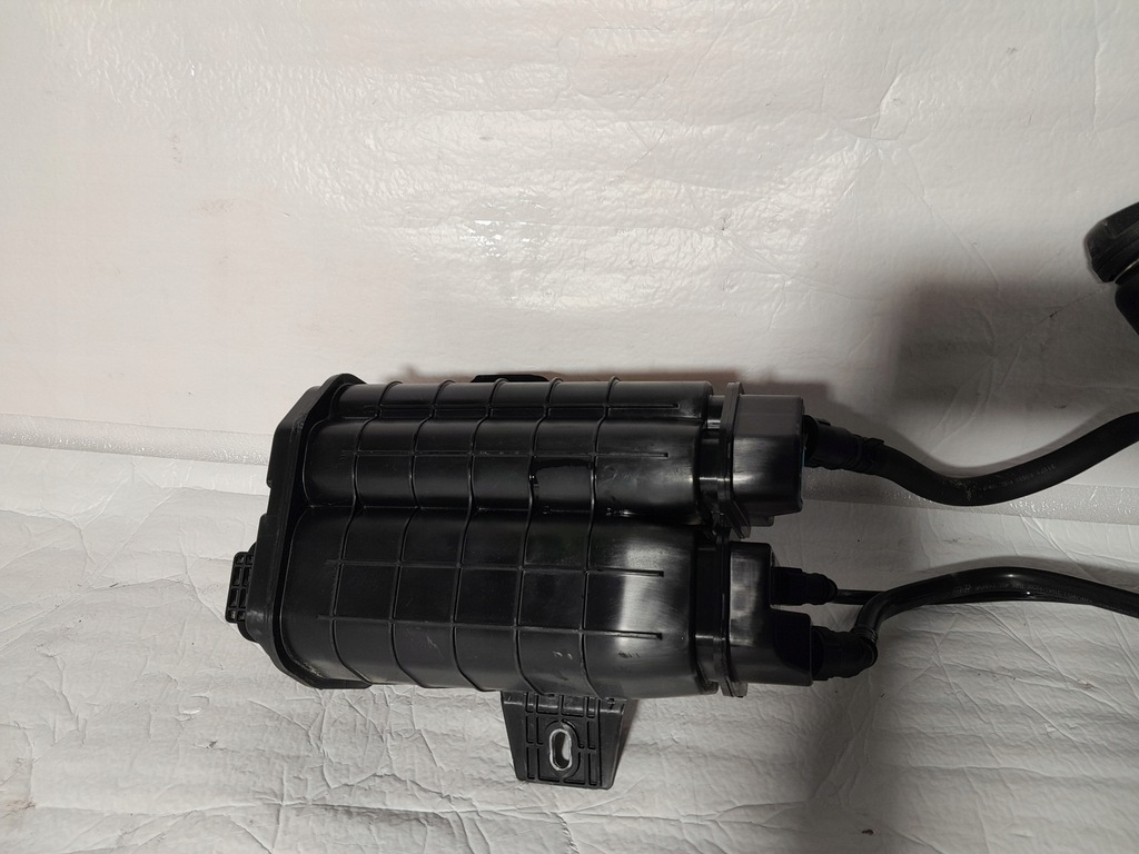 фото №2, Kia carnival 2022 фильтр угольный труба заливной топлива 31420-r0500 31420-r0400