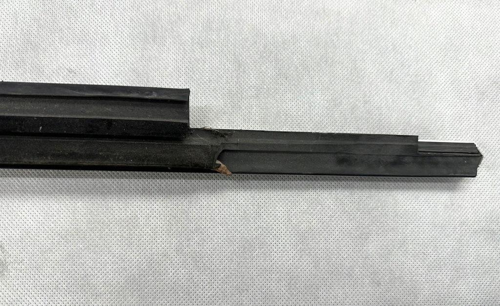 фото №8, Audi q5 sq5 8r i lift молдинг уплотнитель левый задняя 8r0853763f