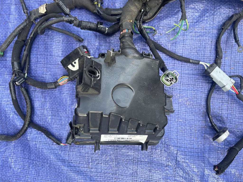 фото №10, Peugeot 208 ii корпус коробка модуль bsm разъёмы жгут 1.5 bluehdi 21 rok