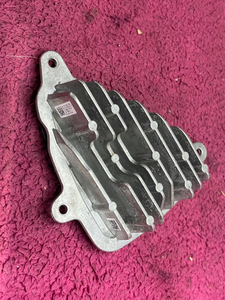 Купить Vw t-roc блок розжига led правый  drl поворотник  йожик  2ga941479a !j