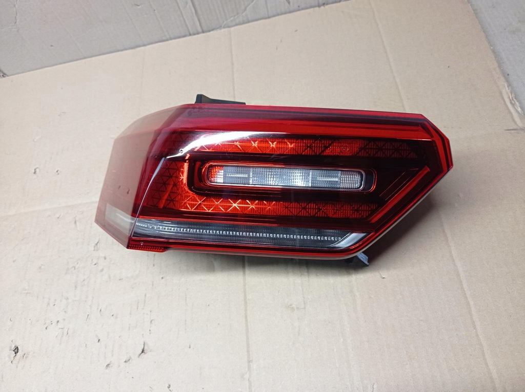 фото №1, Лампа левый задняя vw id 3 europa