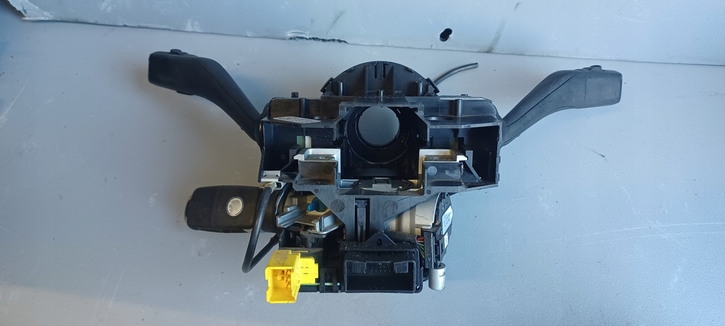 фото №9, Переключатель octavia 1k0953549bm