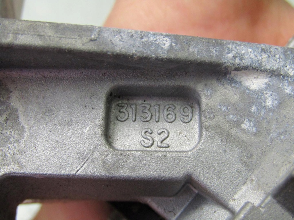 фото №12, Insignia 2.0 d 11r замок зажигания с ключ 13504286 f00hj00493