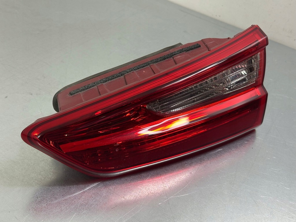 фото №7, Kia optima 2018 задняя сторона правая лампы задние 92404d4400