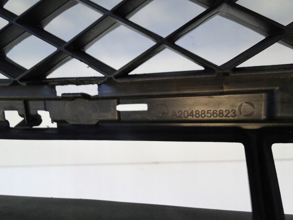 фото №10, Mercedes glk x204 204 решётка средняя w бампер