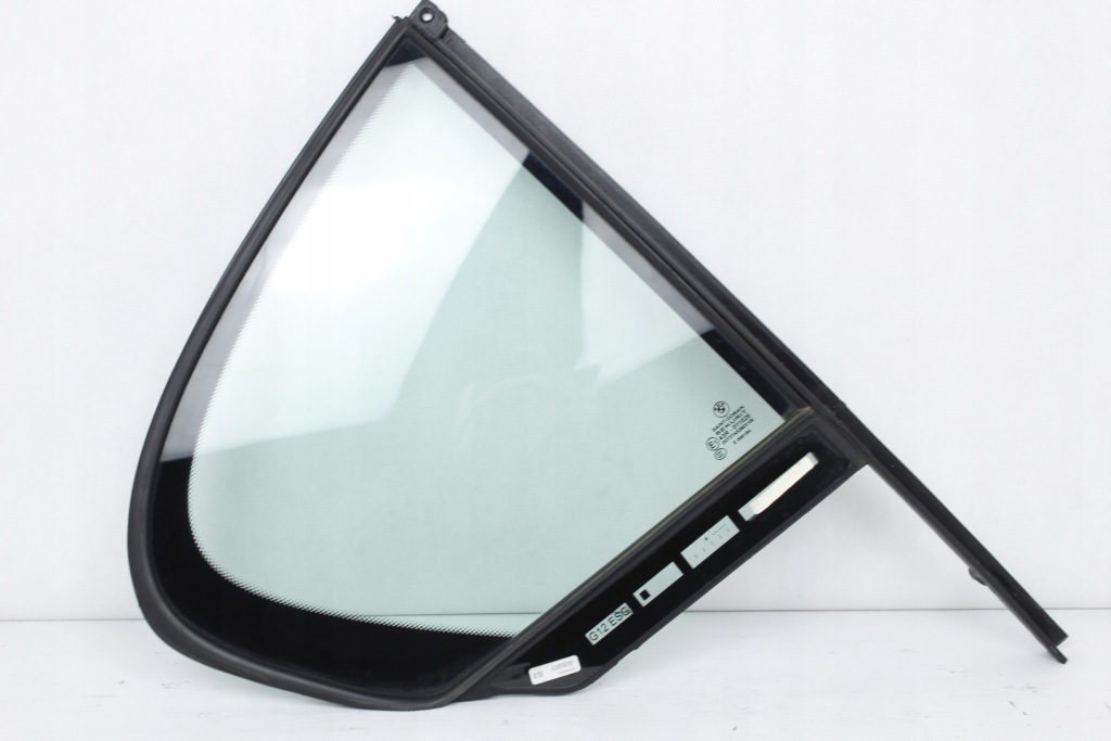 фото №1, Bmw оригинальный номер 7336042 стекло задняя треугольник