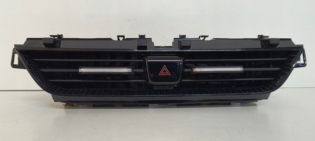 фото №1, Решётка обдув средняя skoda fabia iv