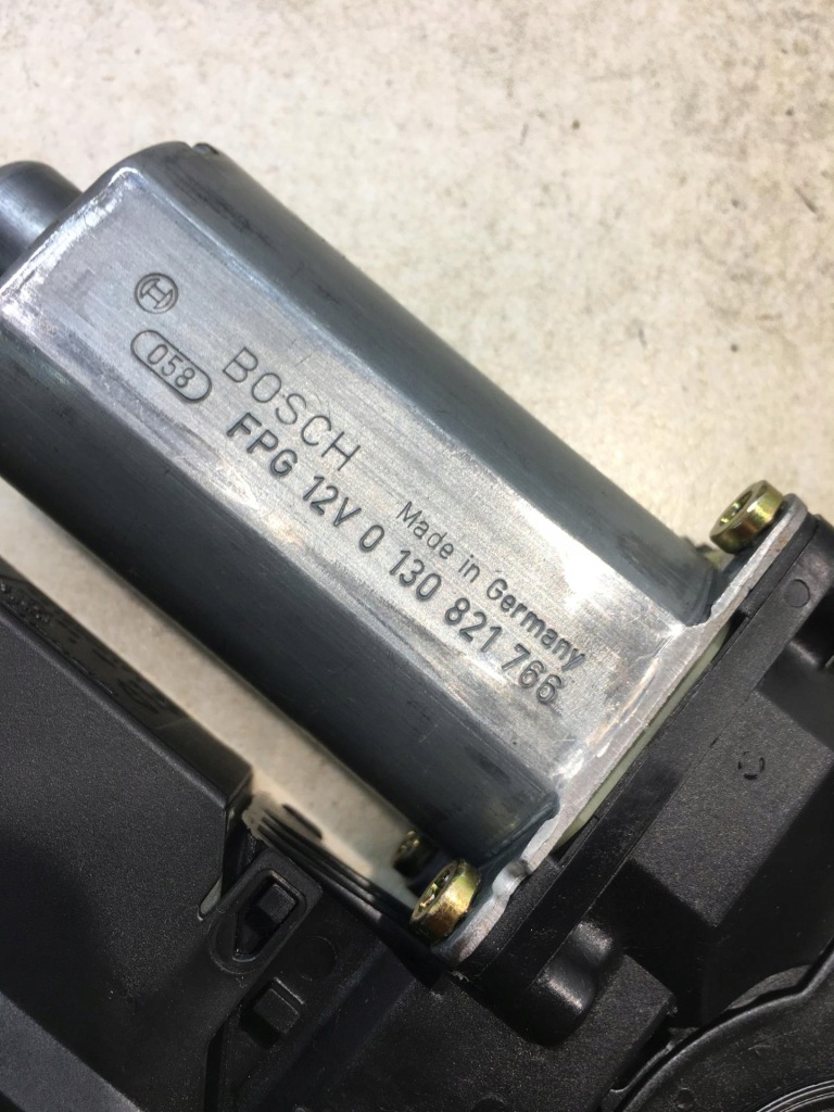 фото №8, Моторчик стекло правый перед 307 9634457480