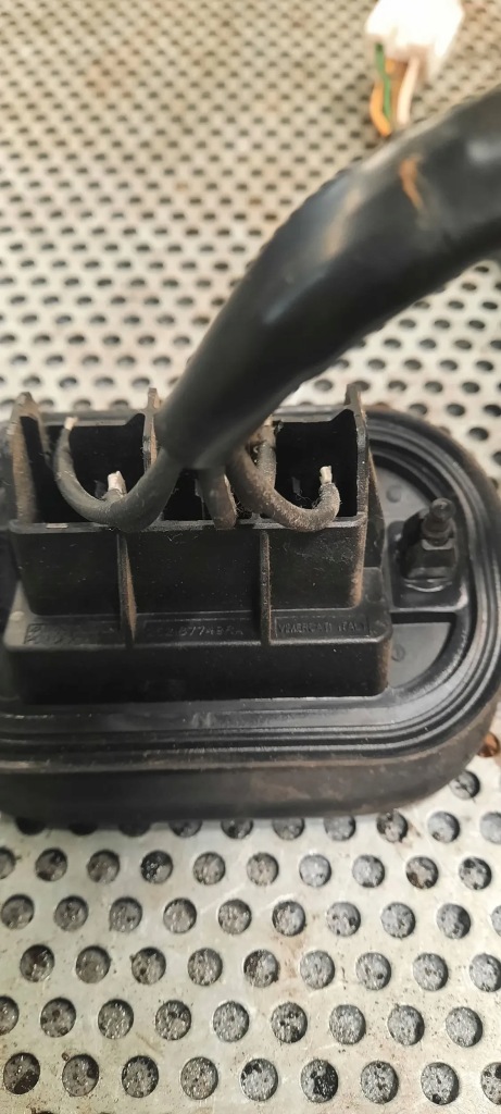 фото №3, Контакт дверь боковых 252167749ra renault trafic