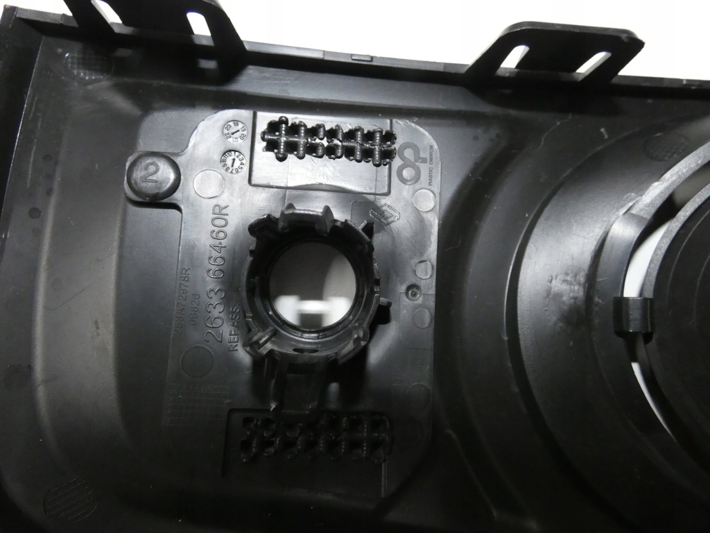 фото №7, Решётка бампера renault master iv левая 767.