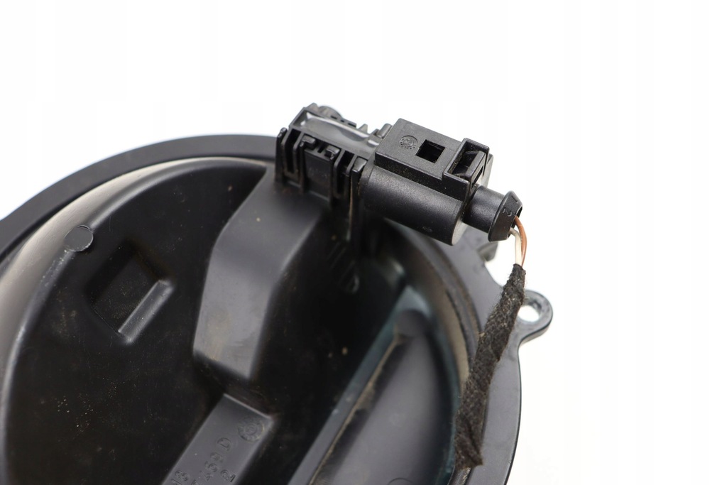 фото №7, Vw golf v passat b6 eos ручка крышки задний задняя микровыключатель logo 1k0827469d