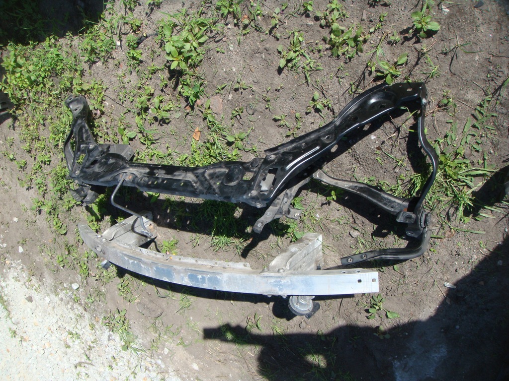 фото №1, Pas передний kompletny mercedes e klasa w212 2009-2012rok orginal