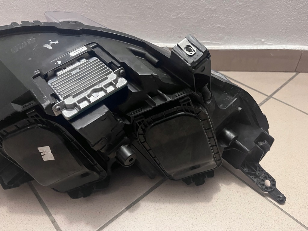 фото №15, Лампа передняя перед левая citroen jumpy iii 3 ксенон 16-