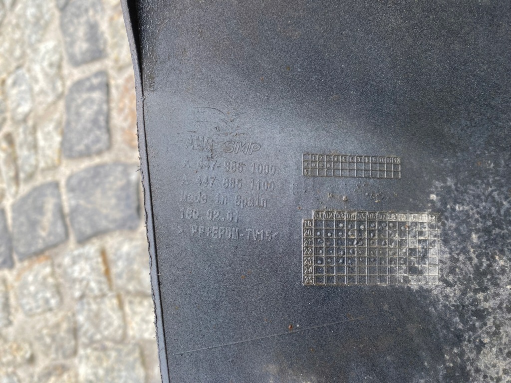 Mercedes 447 v klasa amg бампер перед 4478851000 оригінал Оригінал