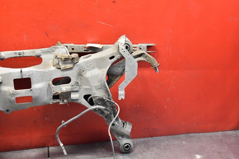 фото №14, Підрамник балка підрамник підрамник задня 30683440 volvo s60 1 i 2.5 t 210 km 4x4 04-09