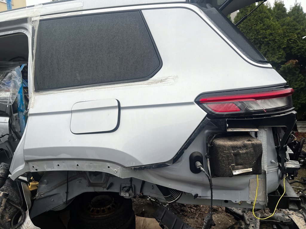 фото №1, Jeep grand cherokee wl long четверть задняя левая крыло задняя 2022-