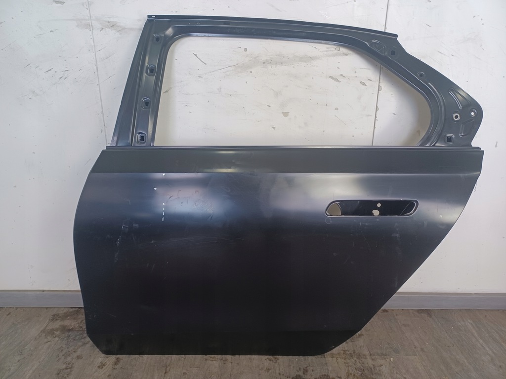 фото №1, Дверь --- bmw 7 g70 --- задние левая --- сервисные оригинальные ---