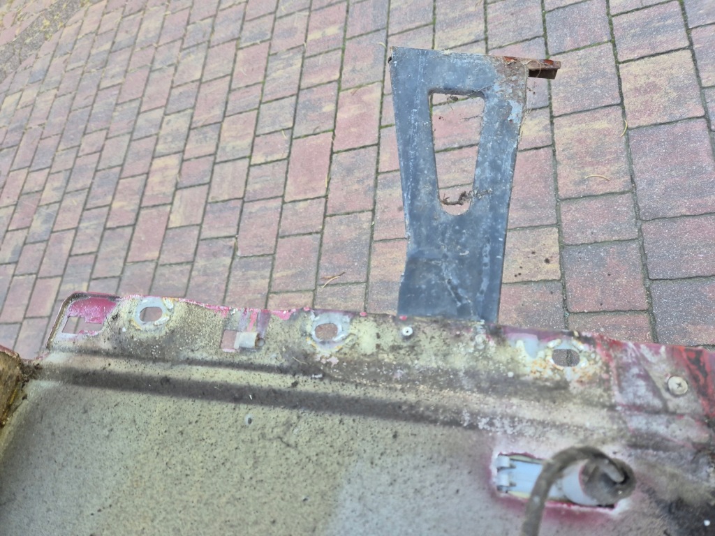 Крило правий перед mercedes sl r129 Недорого