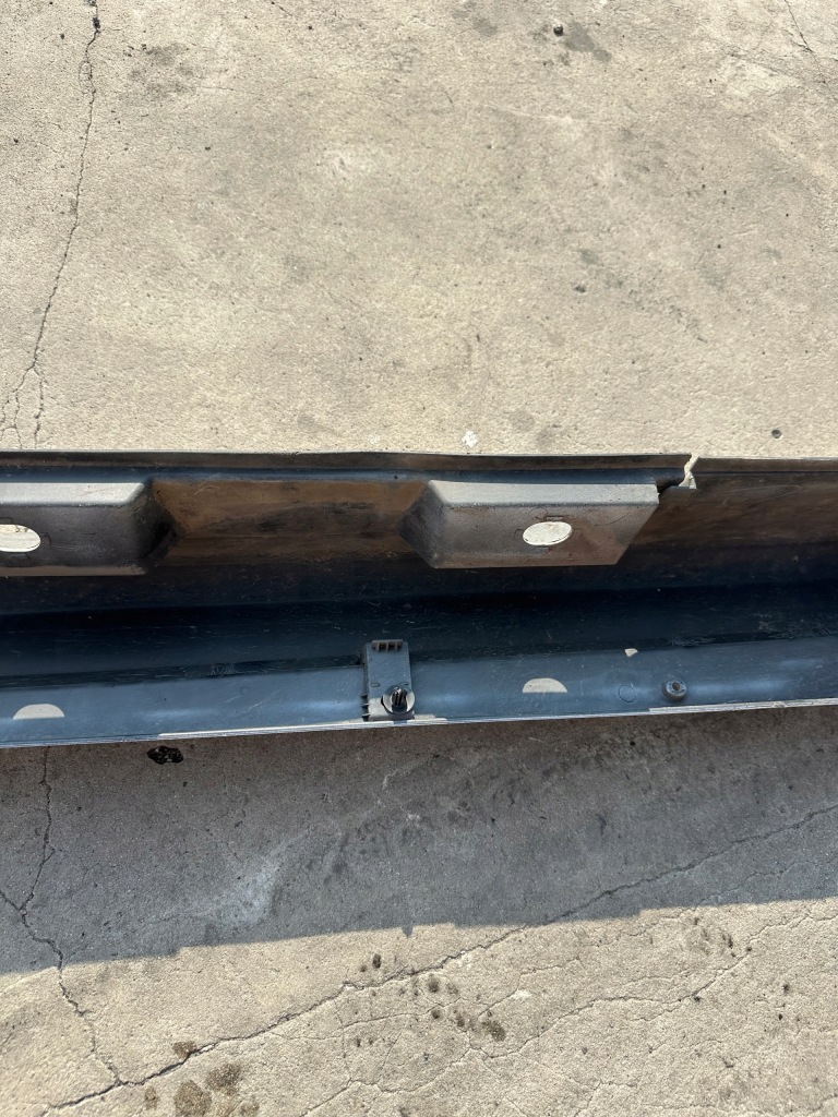 фото №9, Toyota avensis t29 поріг молдинг поріг права 75851-05050