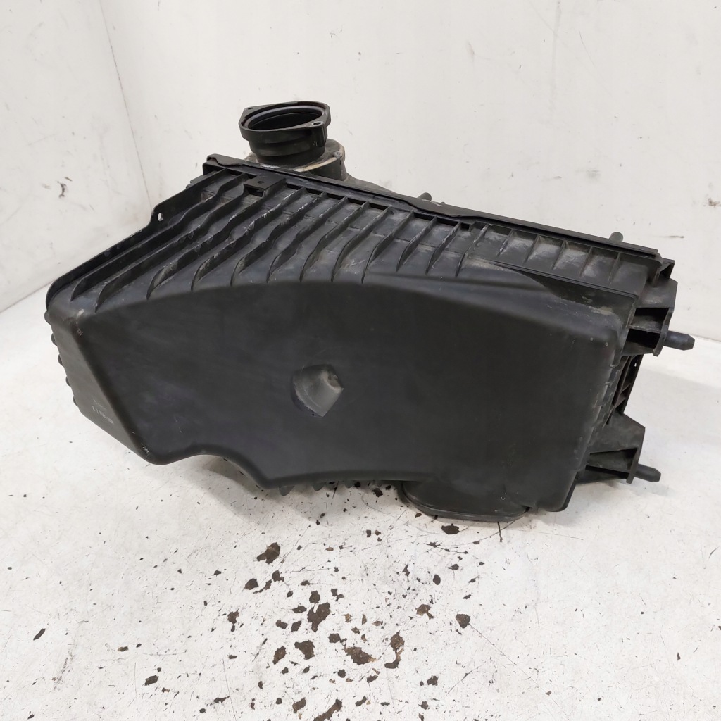 фото №7, Audi q7 4l 4,2fsi корпус фільтра повітря 7l6128601l 7l6128607l