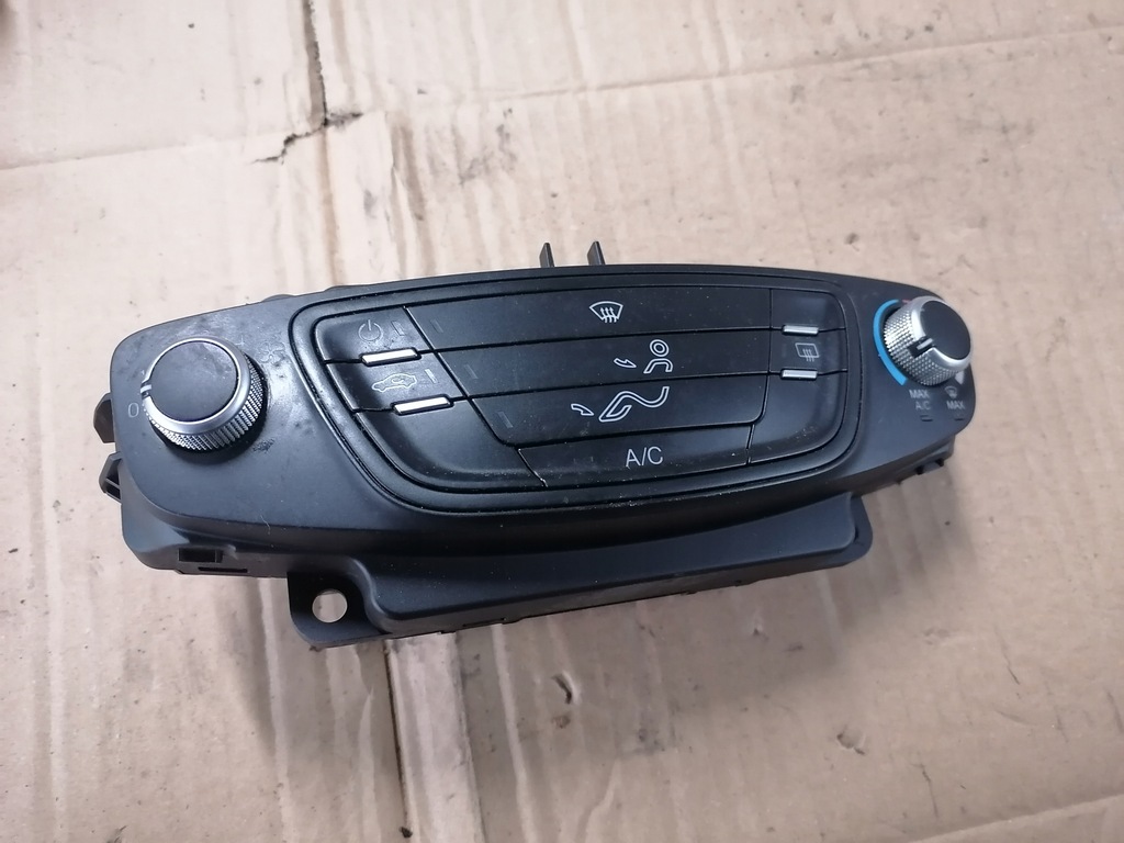 фото №1, Панель обдув кондиционера ford b-max