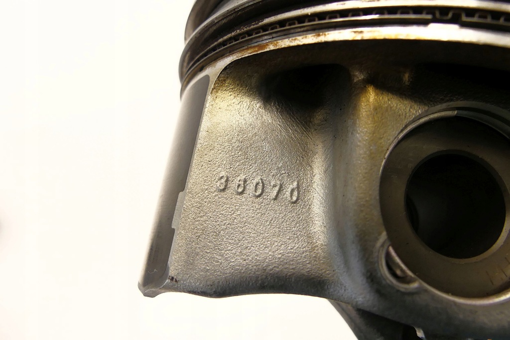 фото №8, Lexus rx nx gs 200t 2.0 t 8ar поршень + шатун